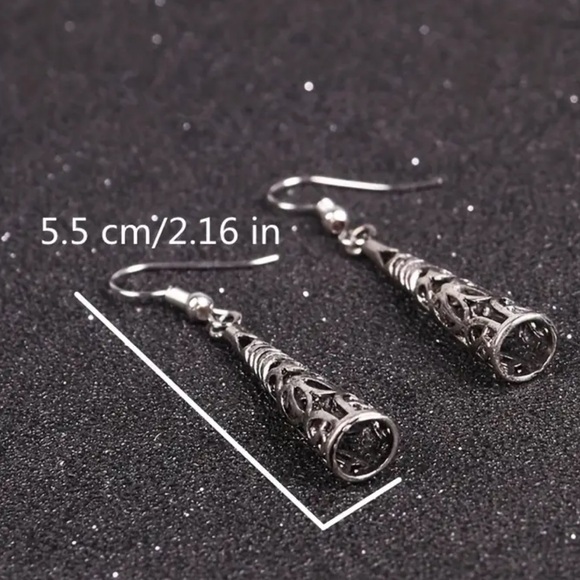 NWOT - Open Design, Filigree Earrings - Picture 6 of 6